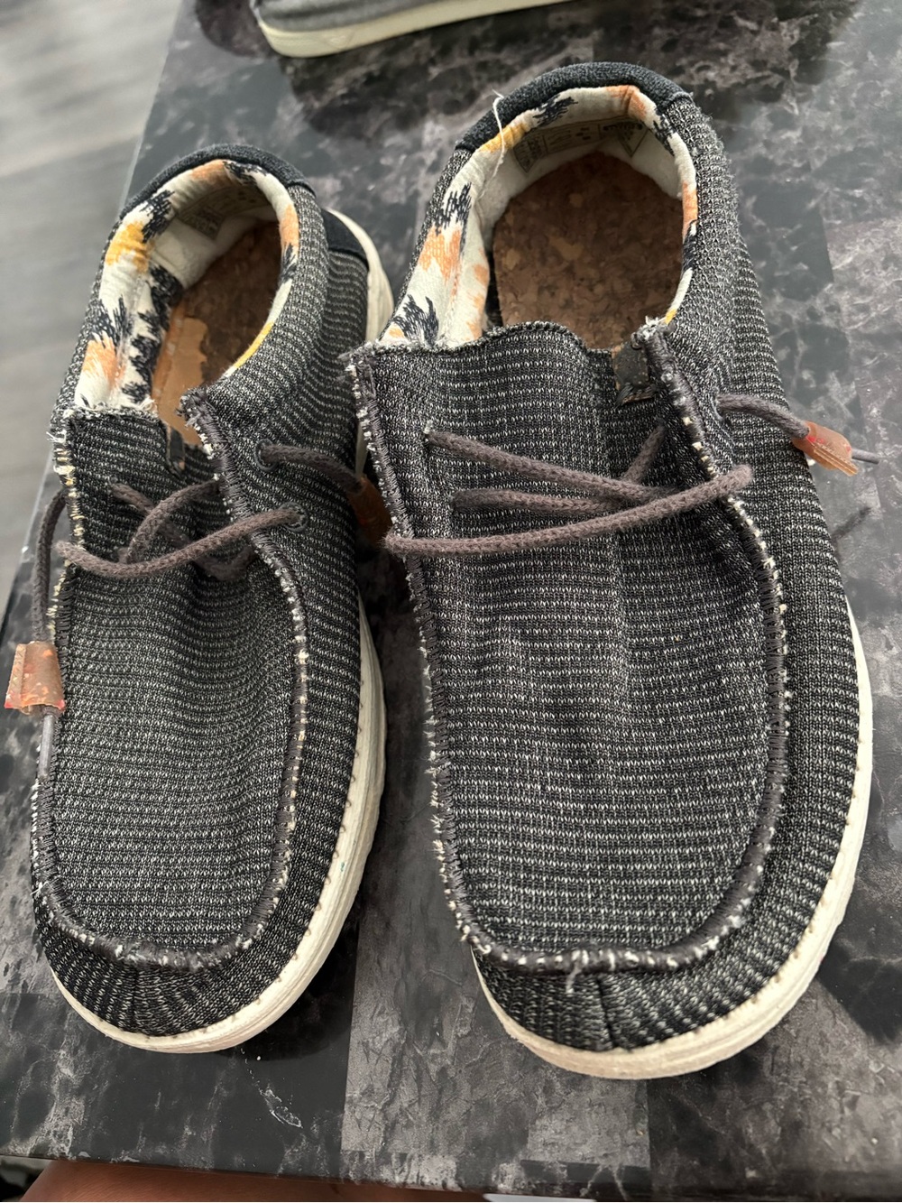 Hey Dude Wally Knit Grey Aztec Loafers Men’s 9